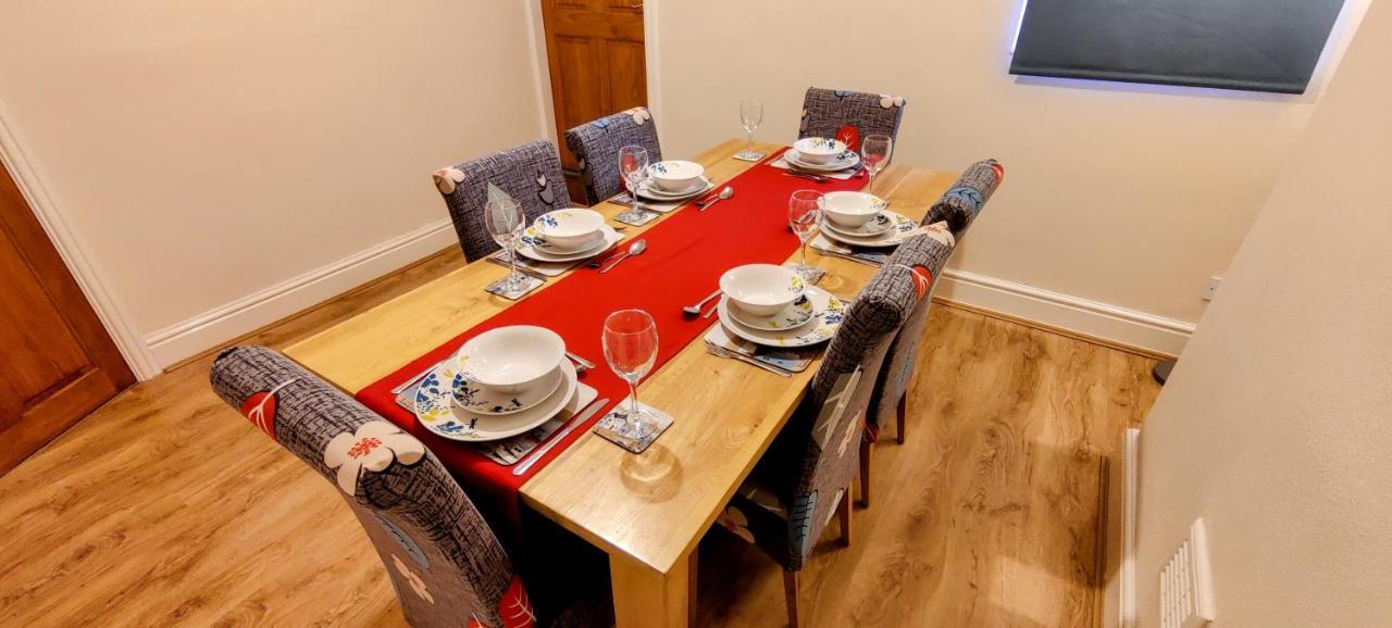 Rhubarb Terrace On The Coast - Sleeps 1-6 Villa Colwyn Bay Buitenkant foto