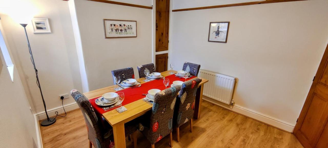 Rhubarb Terrace On The Coast - Sleeps 1-6 Villa Colwyn Bay Buitenkant foto